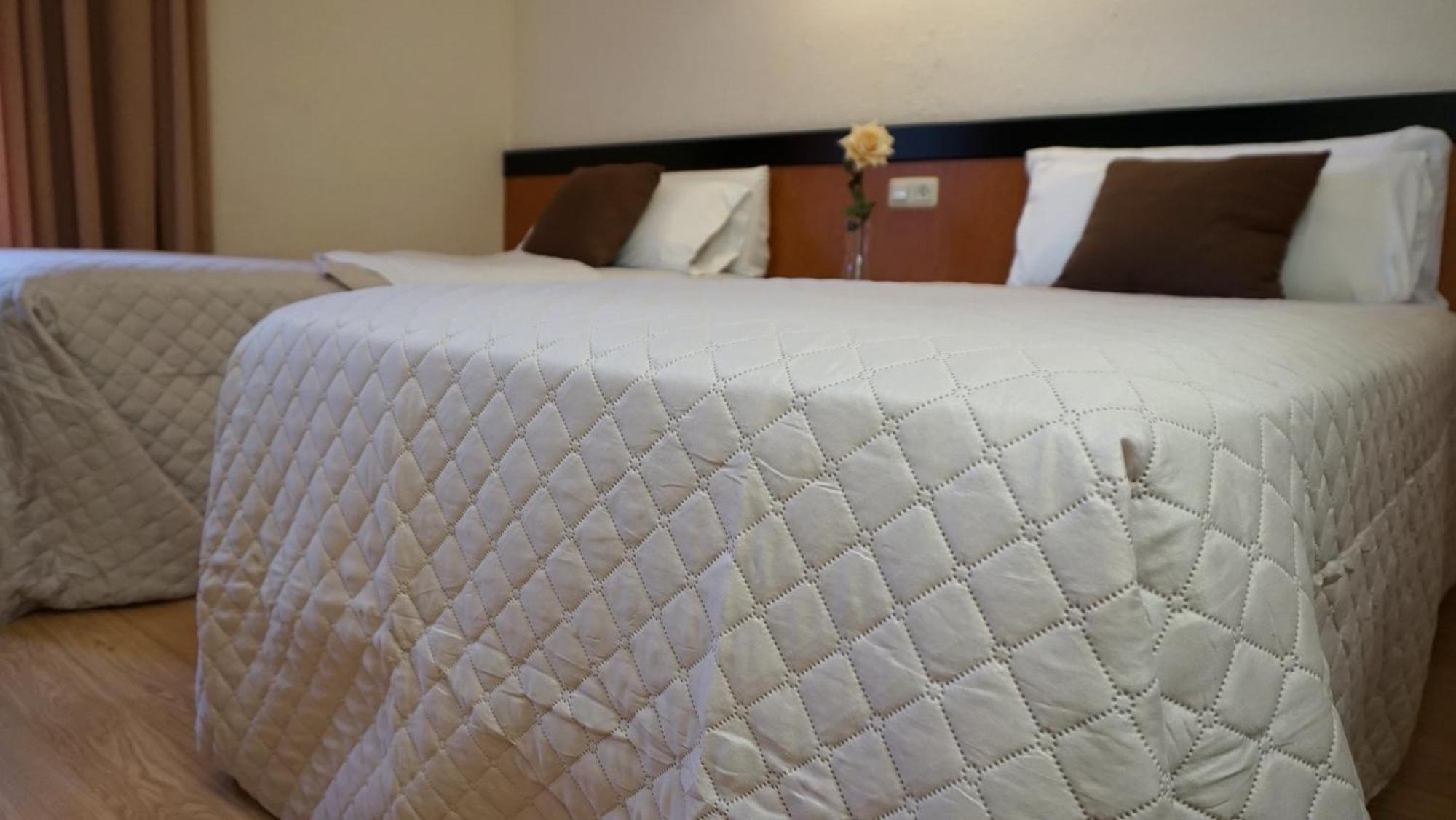 The Bb Hotel Boutique Can Colom Льорет-де-Мар Экстерьер фото